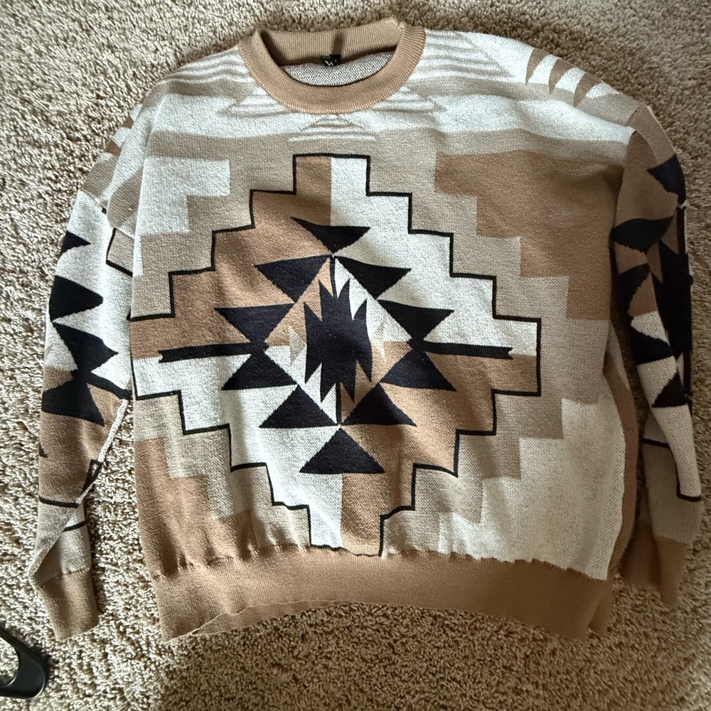 Geometric Patterned Sweater - Tan, Black, White